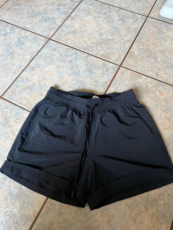 lululemon athletica Pants - lululemon athletica Black Elastic Waist Athletic Shorts